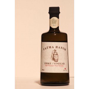 FATMA HANIM Dut Sirkesi 500 ml / Meşe Fıçılarında Doğal Fermantasyon